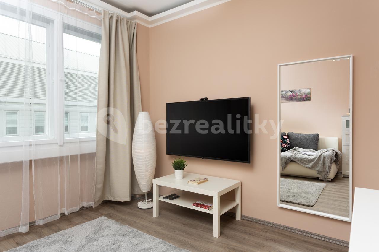 Prenájom bytu 1-izbový 22 m², Bozděchova, Praha, Praha