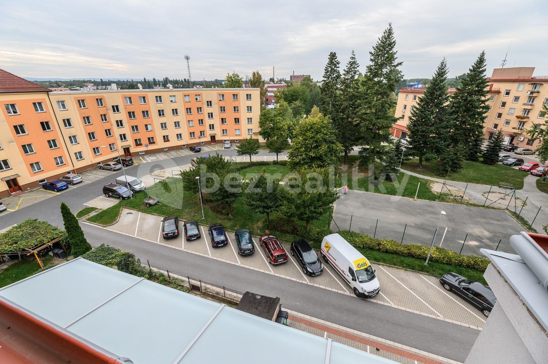 Prenájom bytu 1-izbový 38 m², Macanova, Pardubice, Pardubický kraj