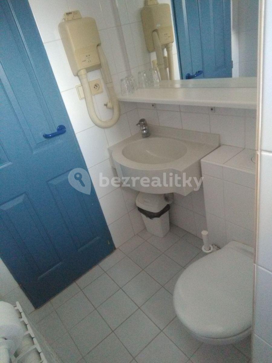 Prenájom bytu Garsoniéra 25 m², Vlnitá, Praha, Praha