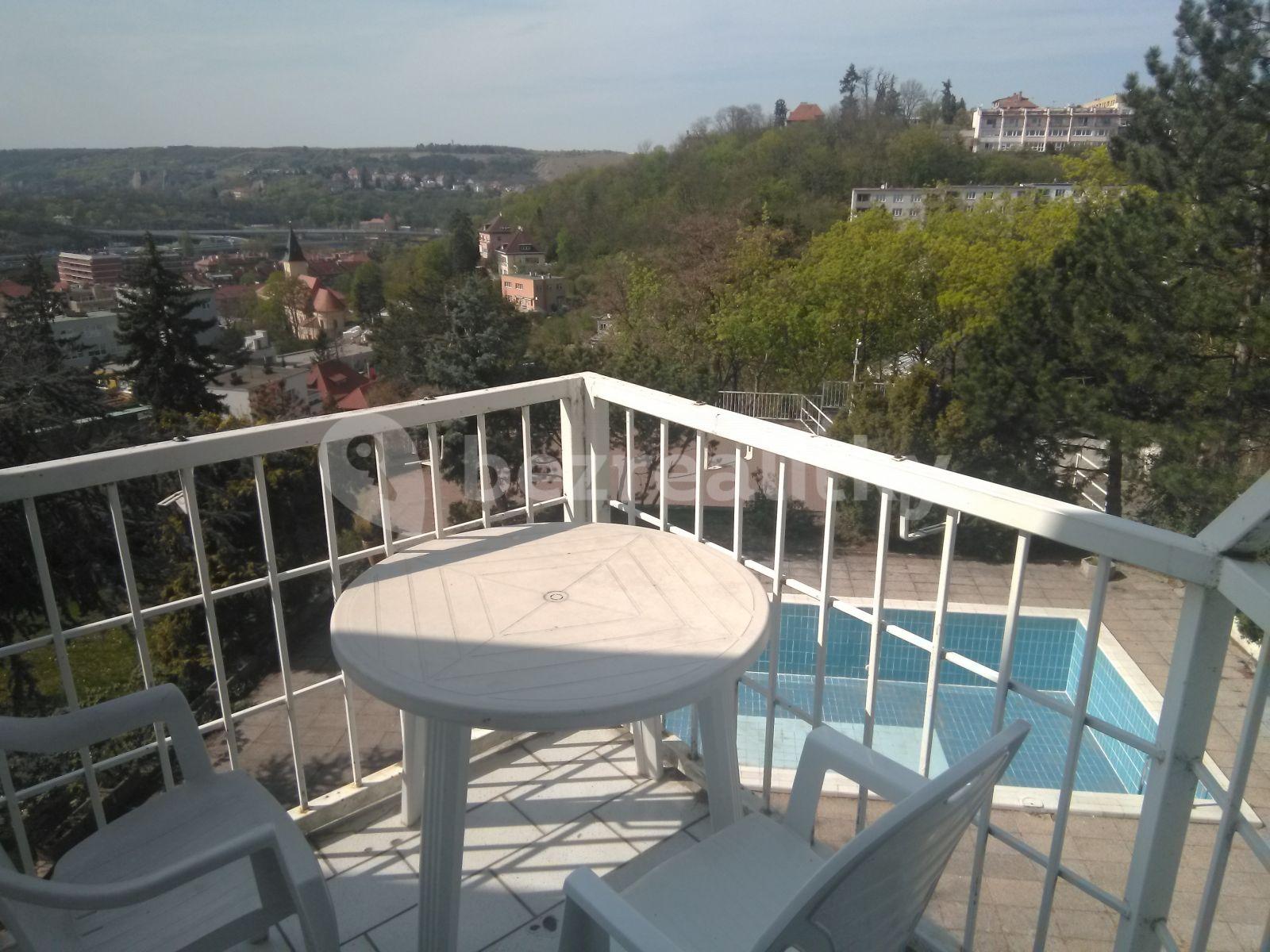 Prenájom bytu Garsoniéra 25 m², Vlnitá, Praha, Praha