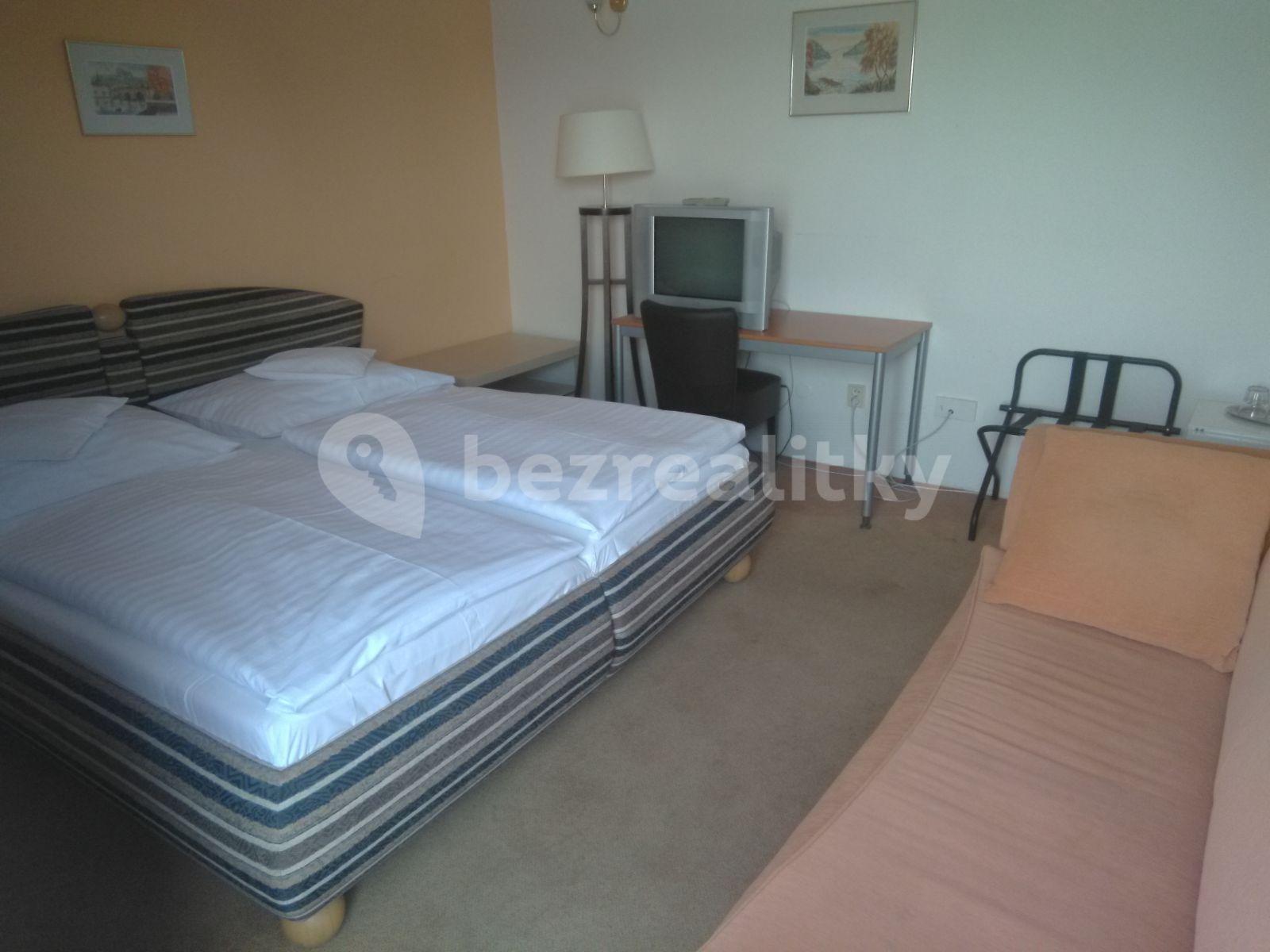 Prenájom bytu Garsoniéra 25 m², Vlnitá, Praha, Praha