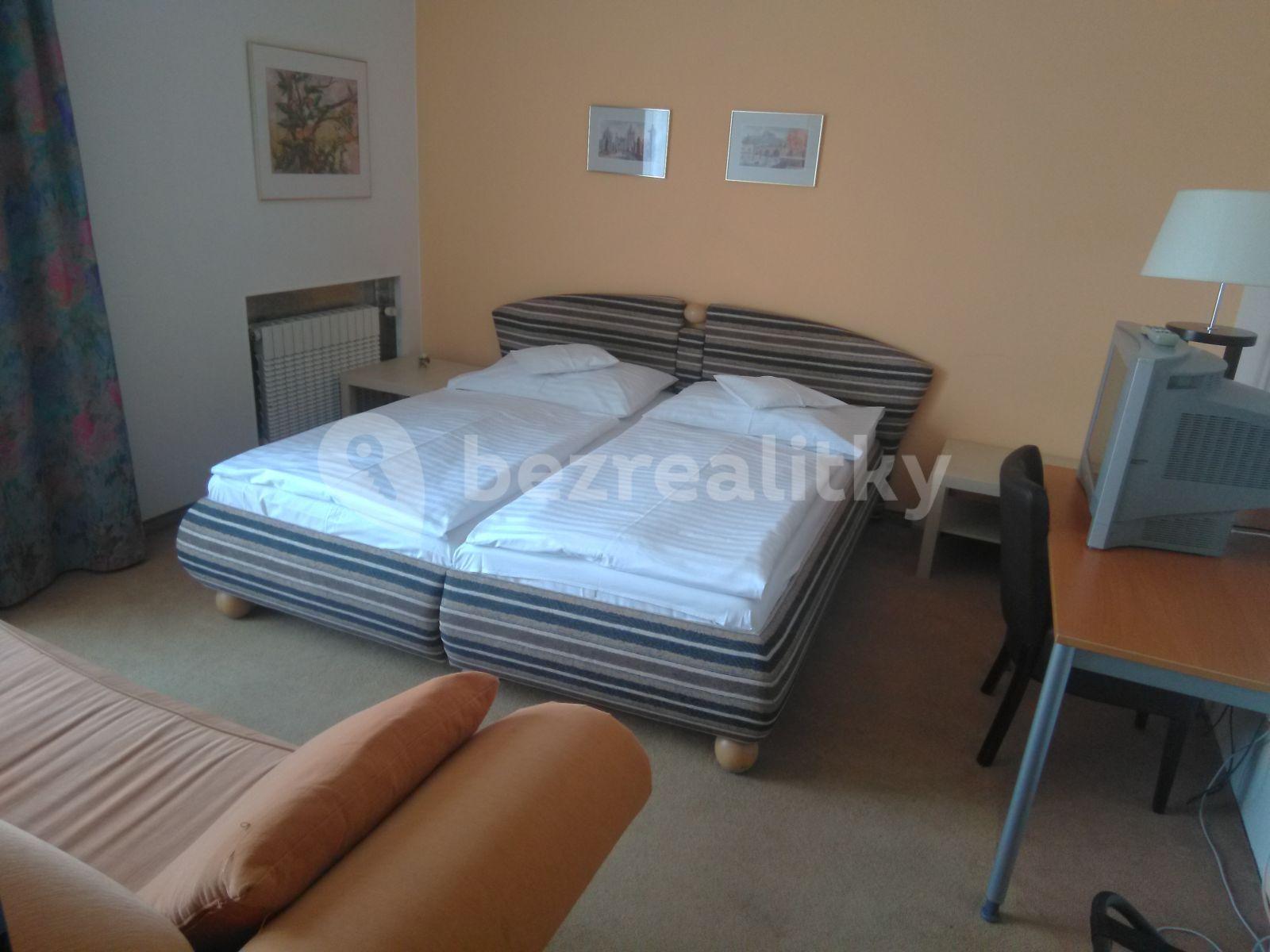 Prenájom bytu Garsoniéra 25 m², Vlnitá, Praha, Praha