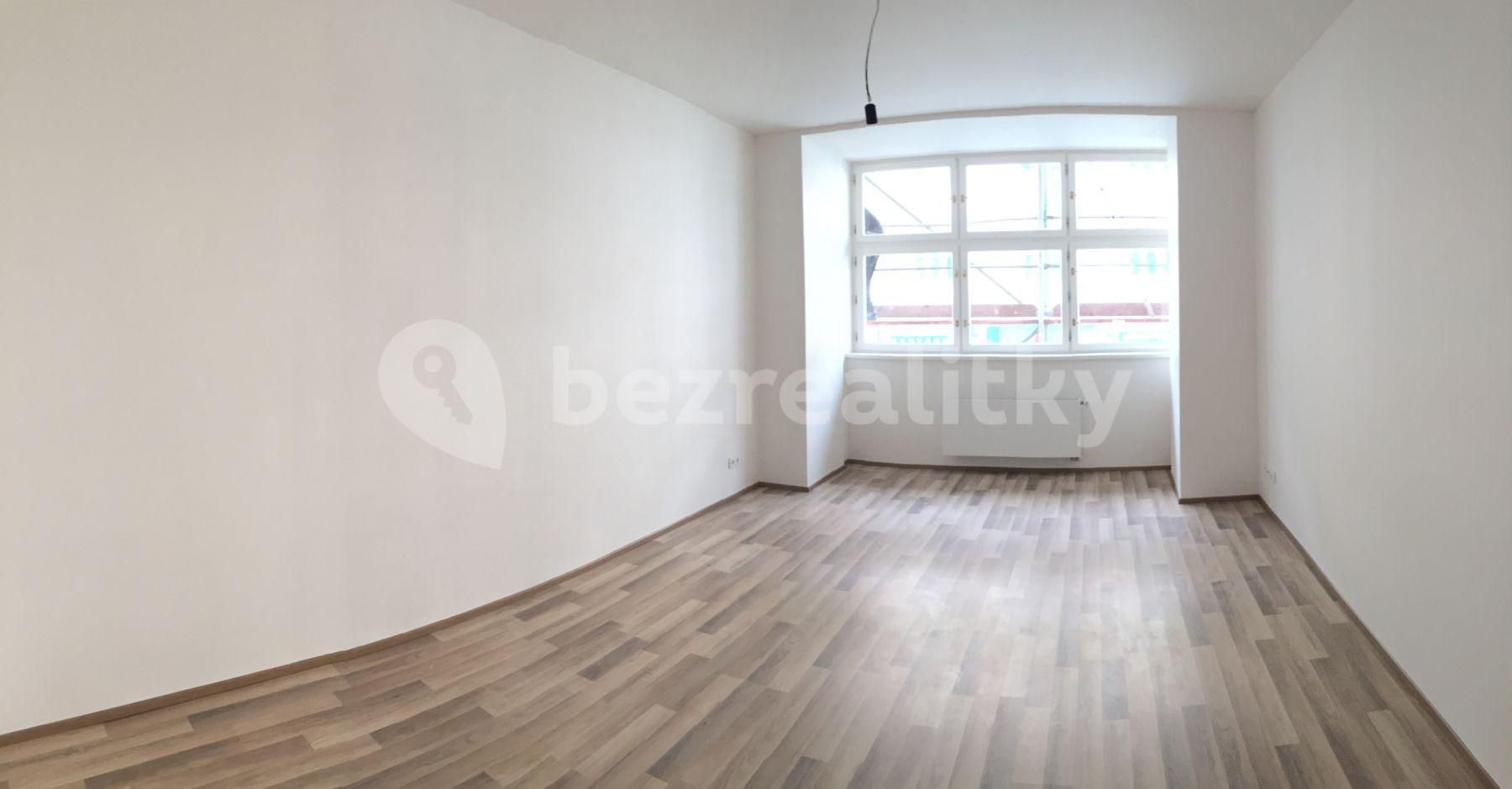 Prenájom bytu 3-izbový 83 m², Na Hutích, Praha, Praha