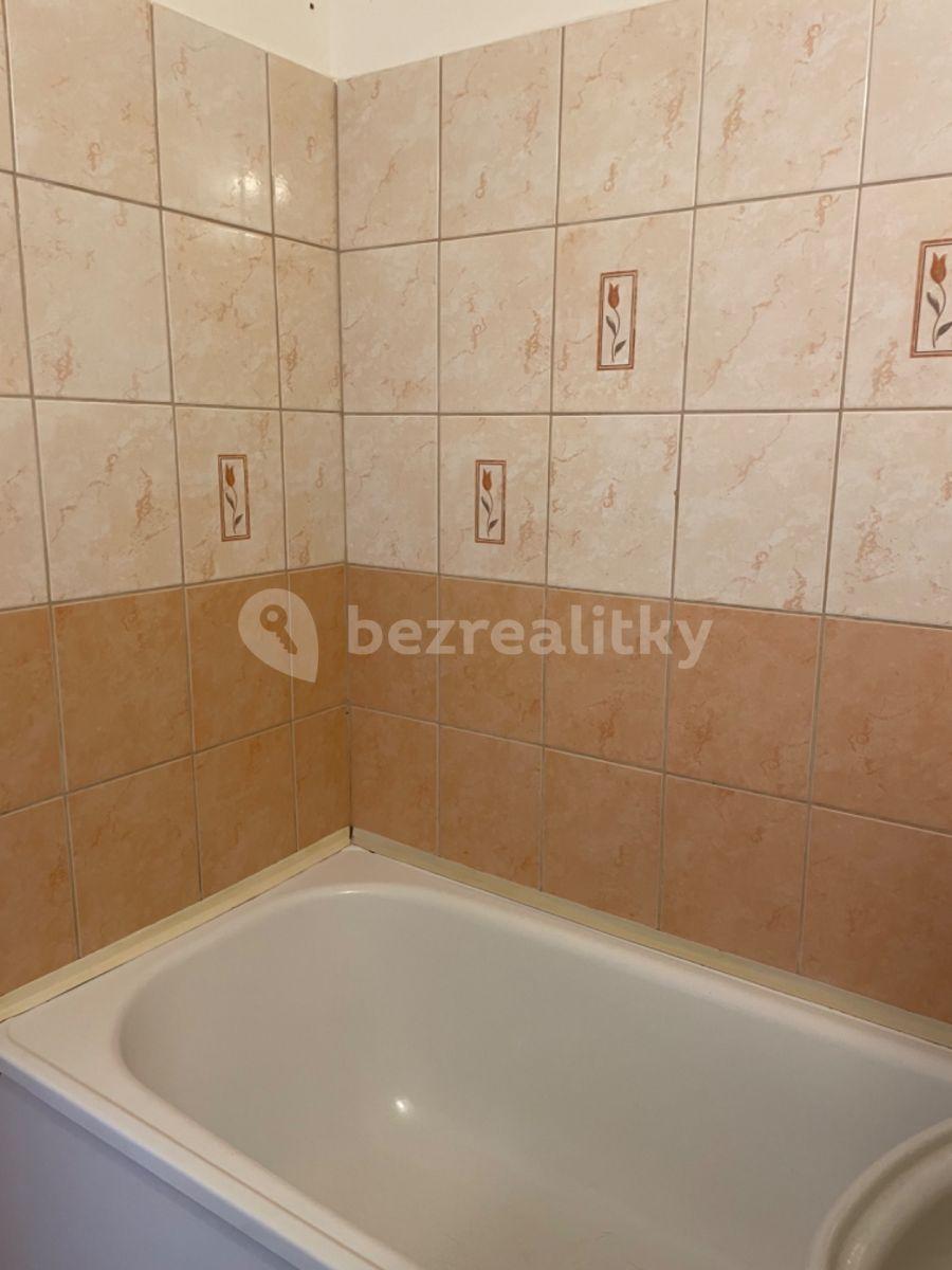 Prenájom bytu 2-izbový 57 m², Hraniční, Olomouc, Olomoucký kraj