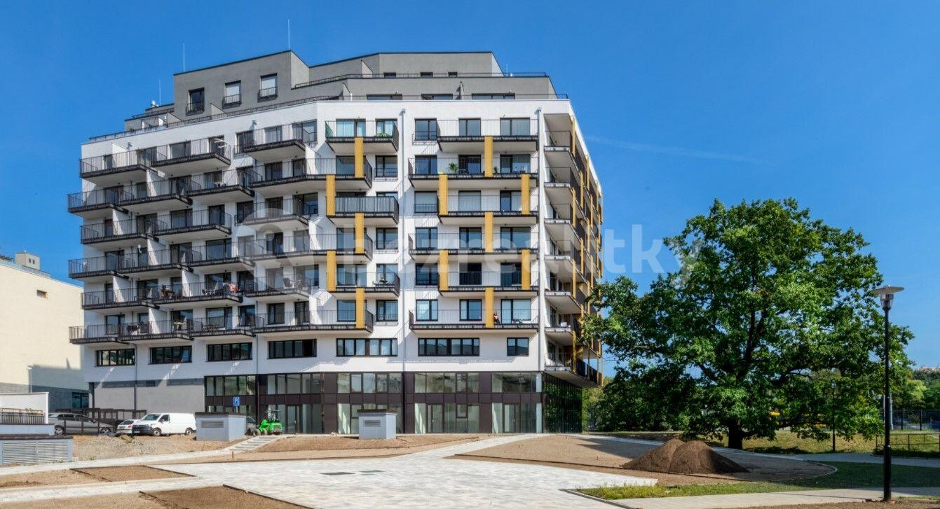 Prenájom bytu 1-izbový 41 m², Československého exilu, Praha, Praha