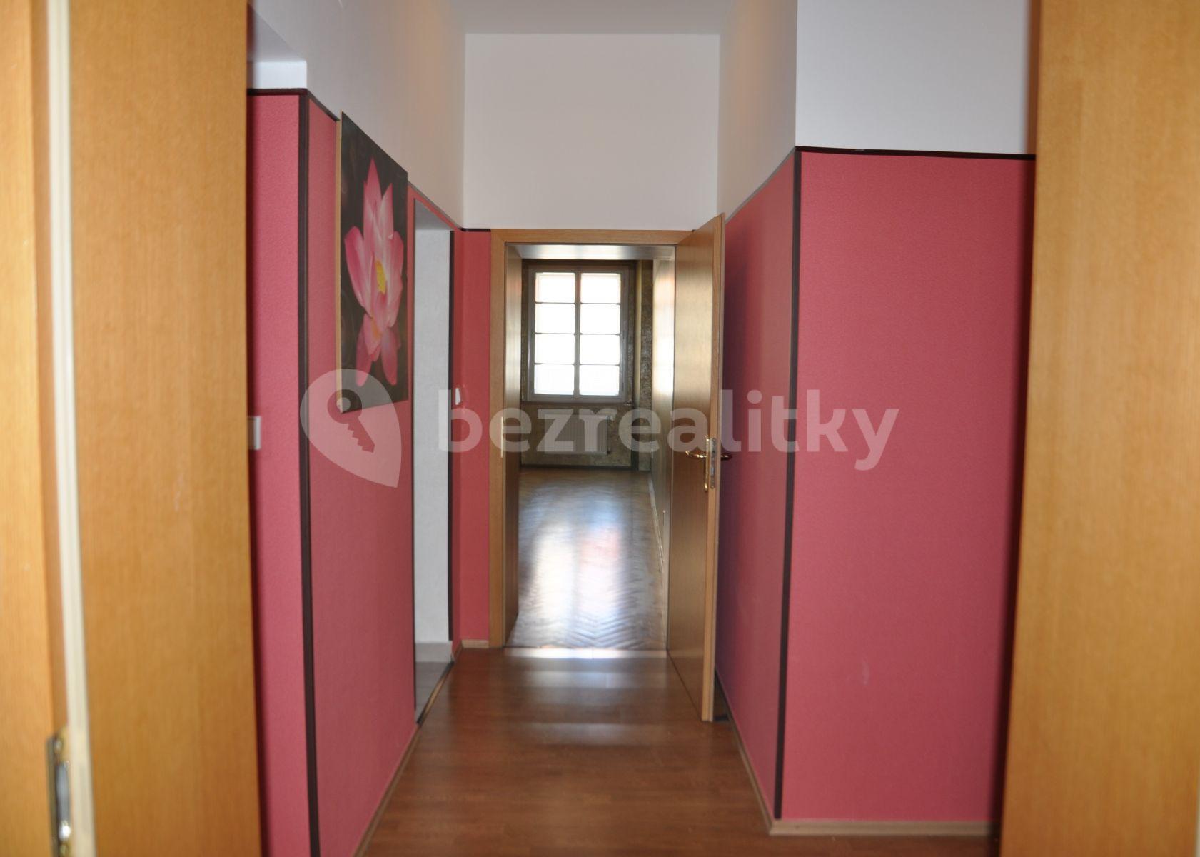 Prenájom bytu 2-izbový 74 m², Betlémské náměstí, Praha, Praha