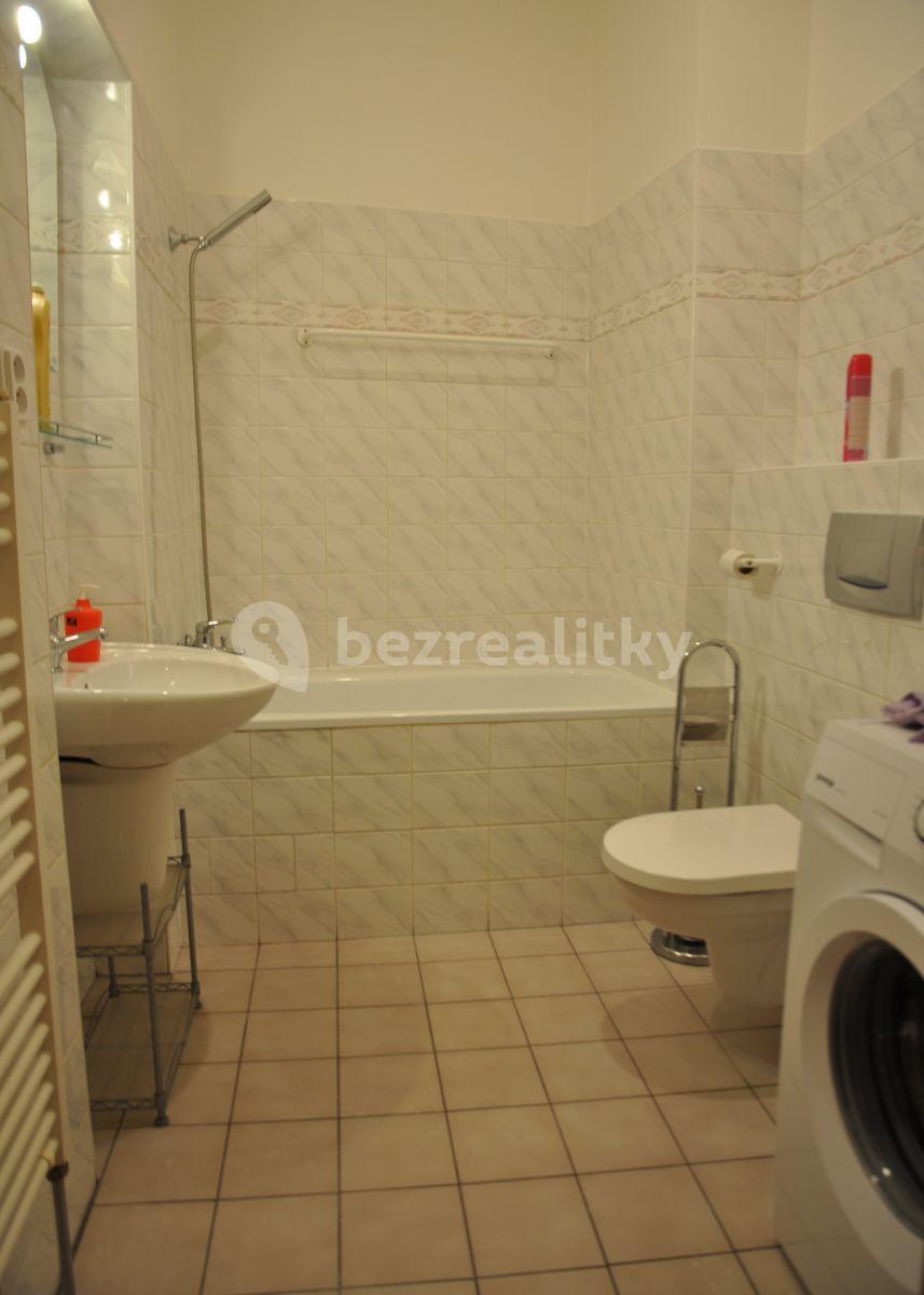 Prenájom bytu 2-izbový 74 m², Betlémské náměstí, Praha, Praha