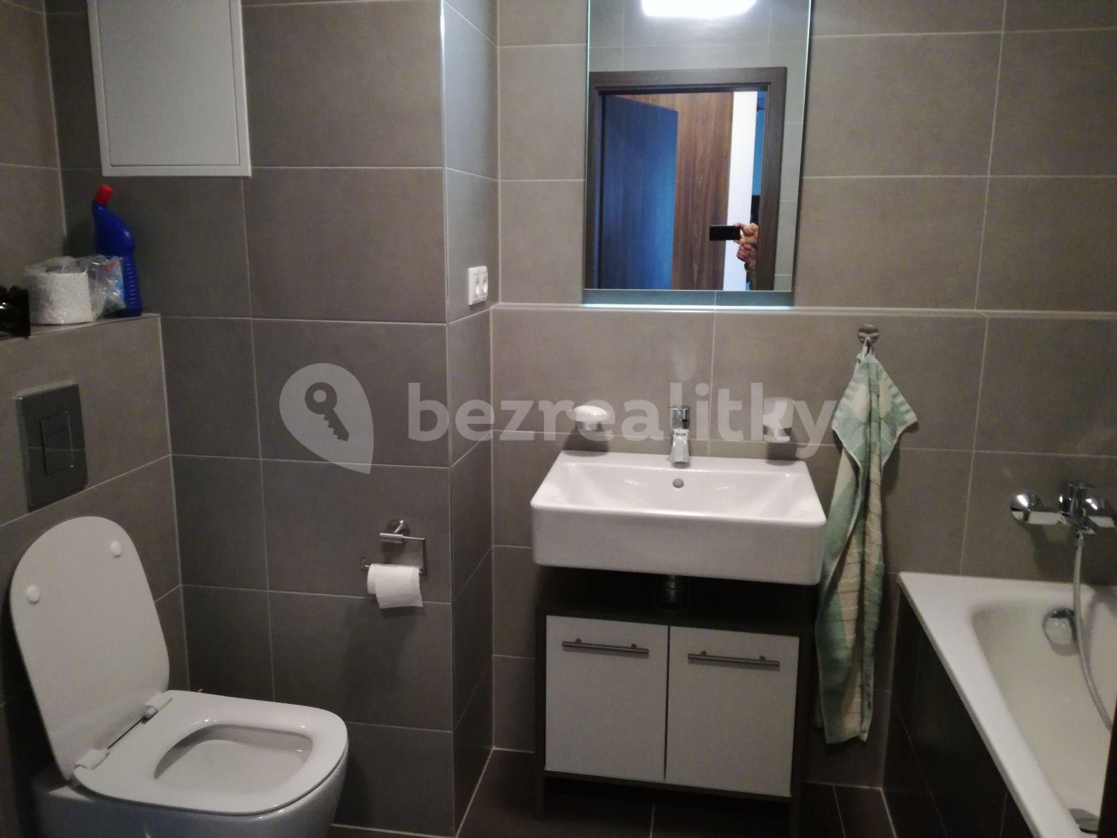 Prenájom bytu 2-izbový 50 m², Na križovatkách, Ružinov, Bratislavský kraj