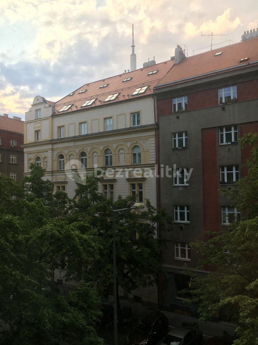 Prenájom bytu 2-izbový 64 m², Lucemburská, Praha, Praha