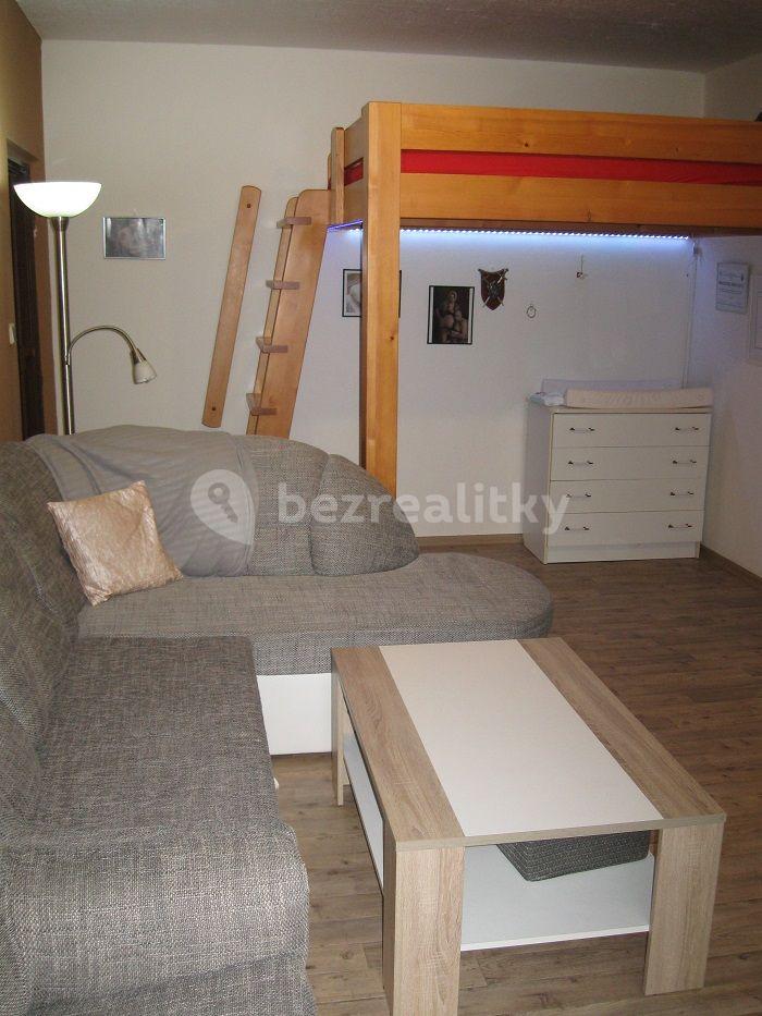 Prenájom bytu 2-izbový 68 m², Běloveská, Náchod, Královéhradecký kraj