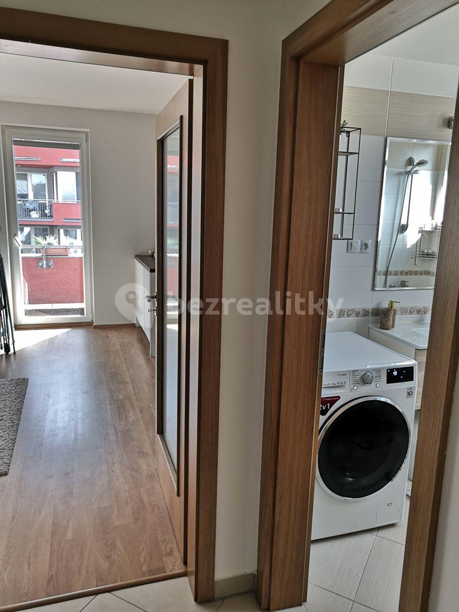 Prenájom bytu 2-izbový 75 m², Pýchavková, Praha, Praha