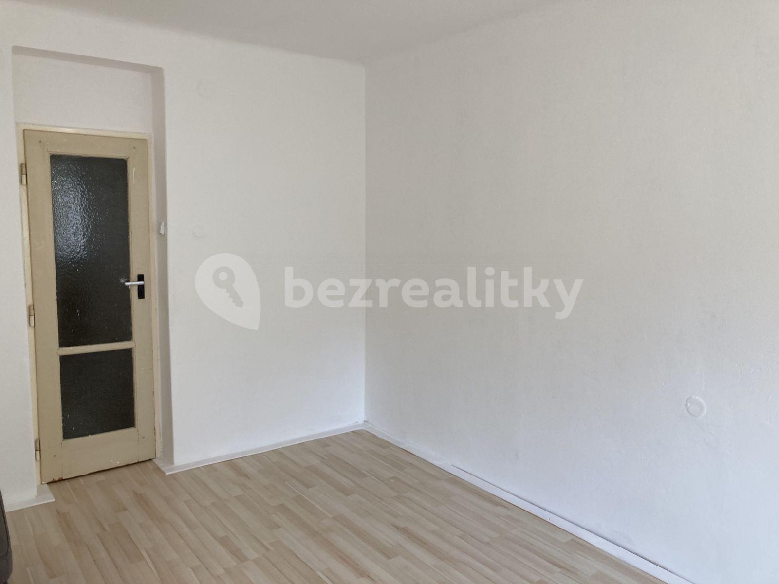 Prenájom bytu 2-izbový 53 m², Karpatská, Praha, Praha