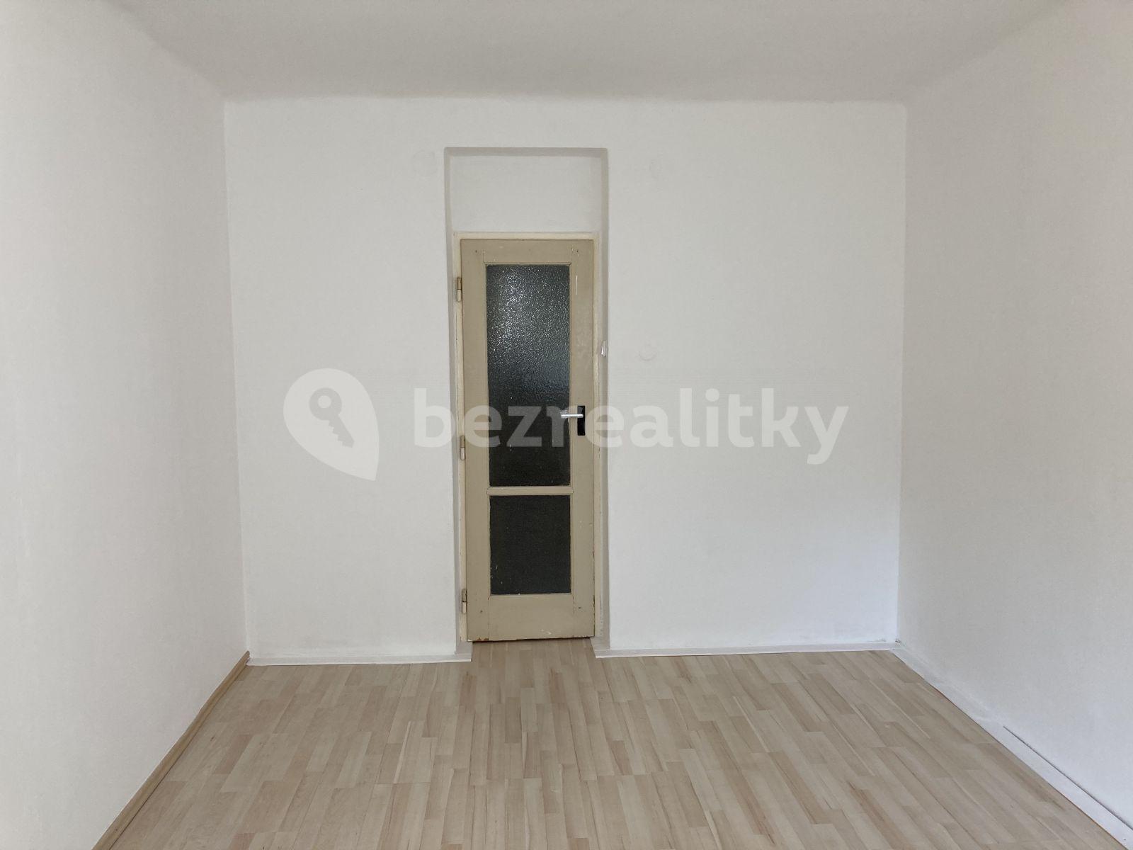 Prenájom bytu 2-izbový 53 m², Karpatská, Praha, Praha