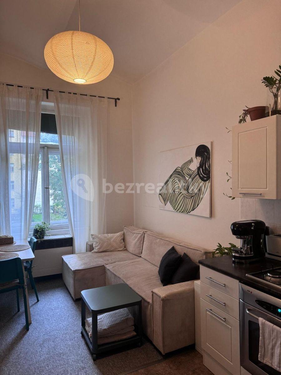 Prenájom bytu 2-izbový 55 m², Urxova, Praha, Praha