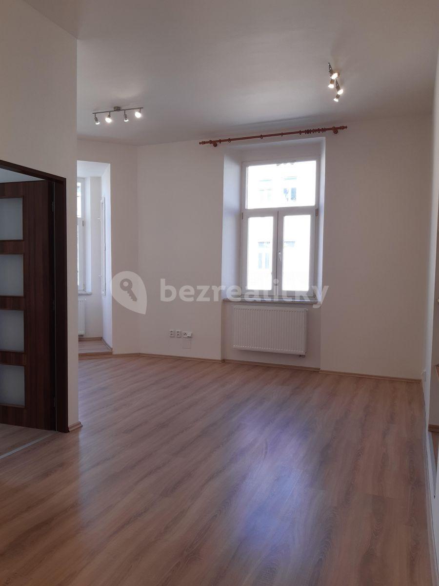 Prenájom bytu 3-izbový 70 m², Brožíkova, Praha, Praha