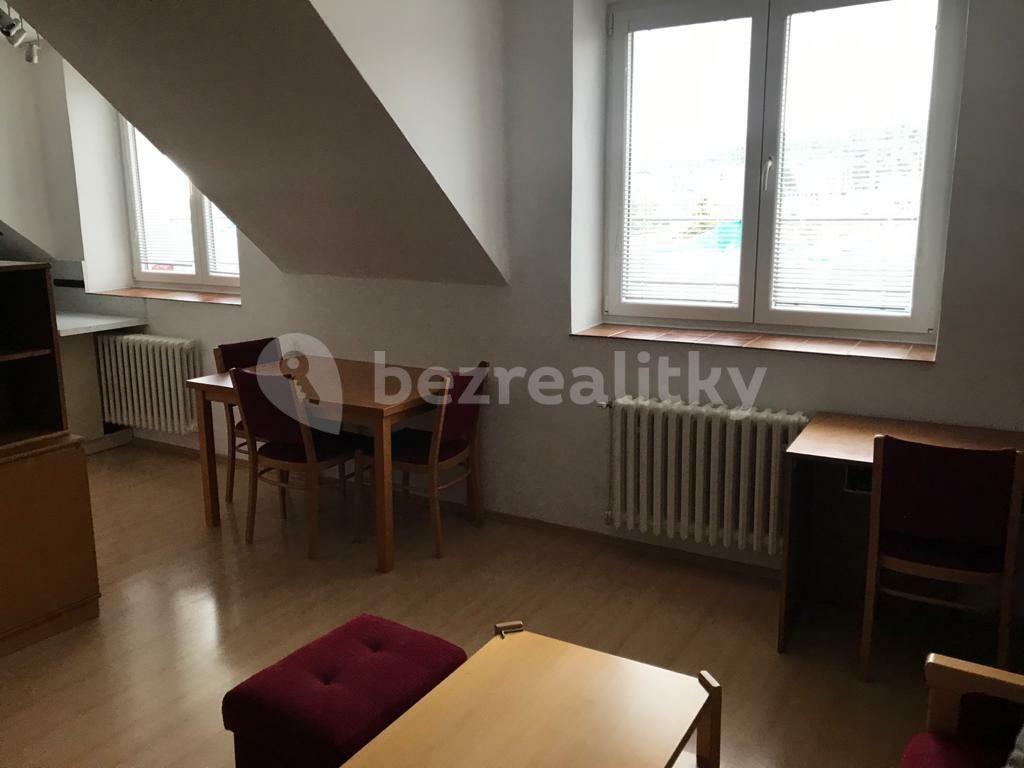 Prenájom bytu 2-izbový 50 m², Kladenská, Praha, Praha