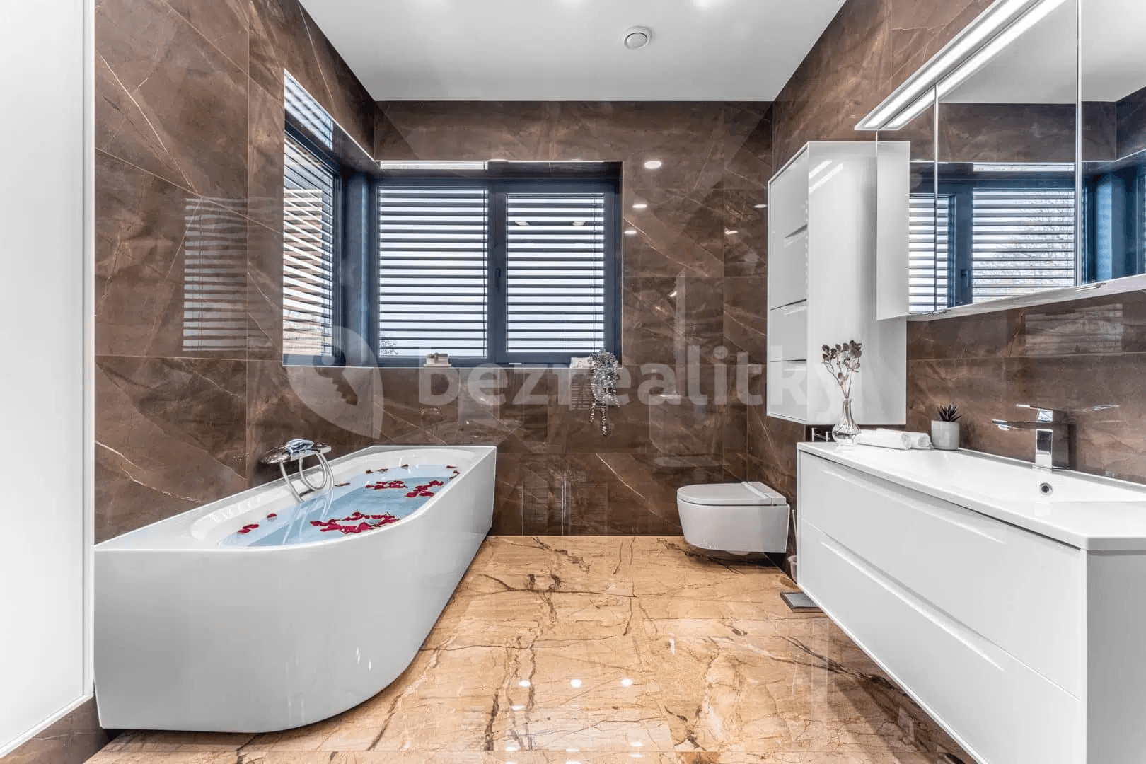 Predaj domu 360 m², pozemek 860 m², Dostálova, Praha, Praha