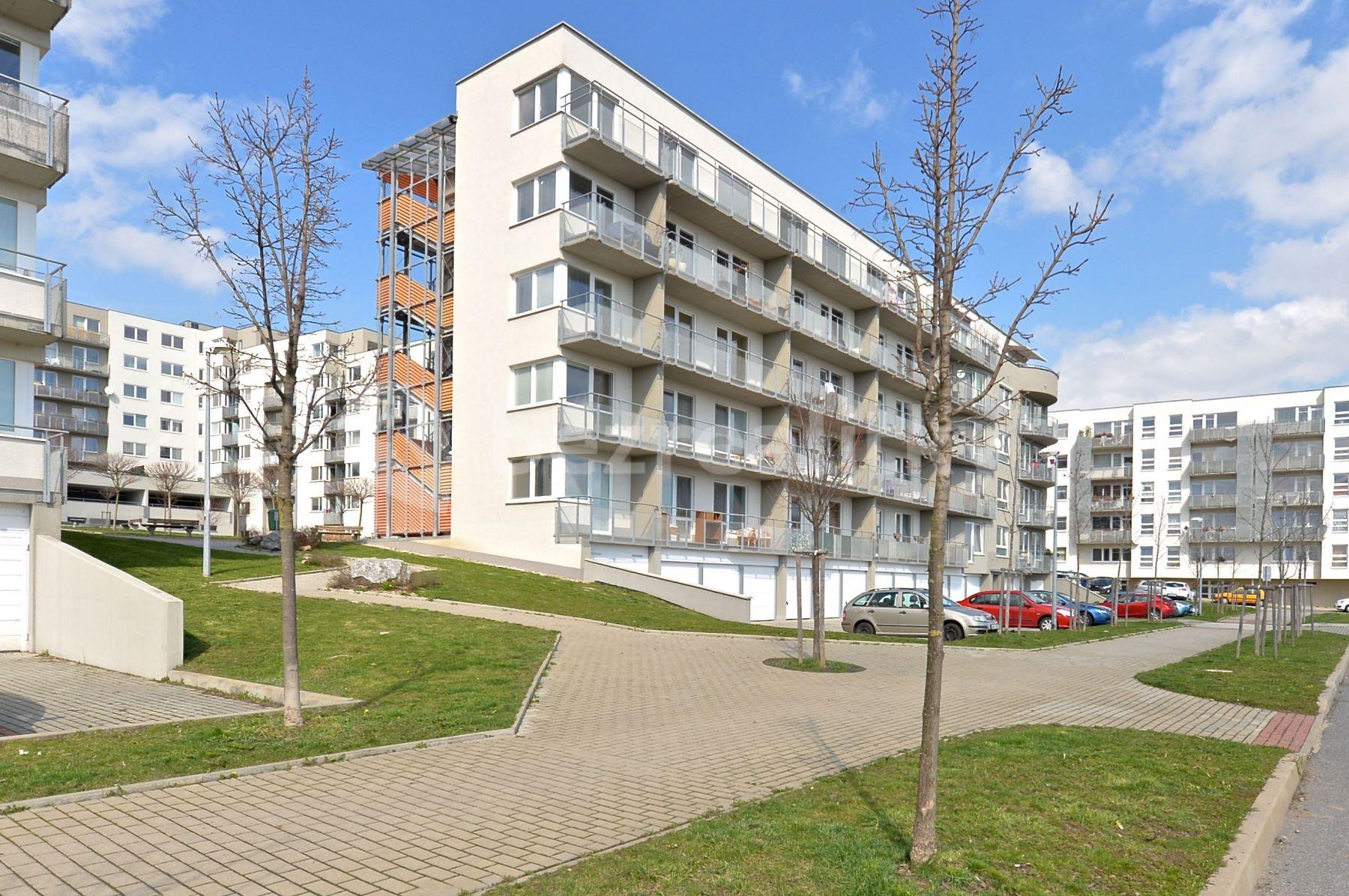 Prenájom bytu 1-izbový 22 m², Šedova, Praha, Praha