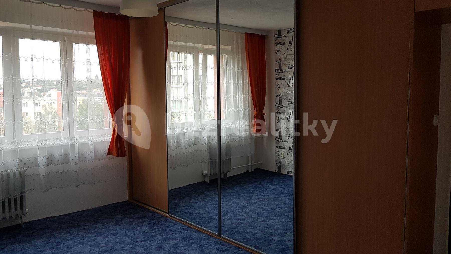 Prenájom bytu 2-izbový 53 m², Arabská, Praha, Praha