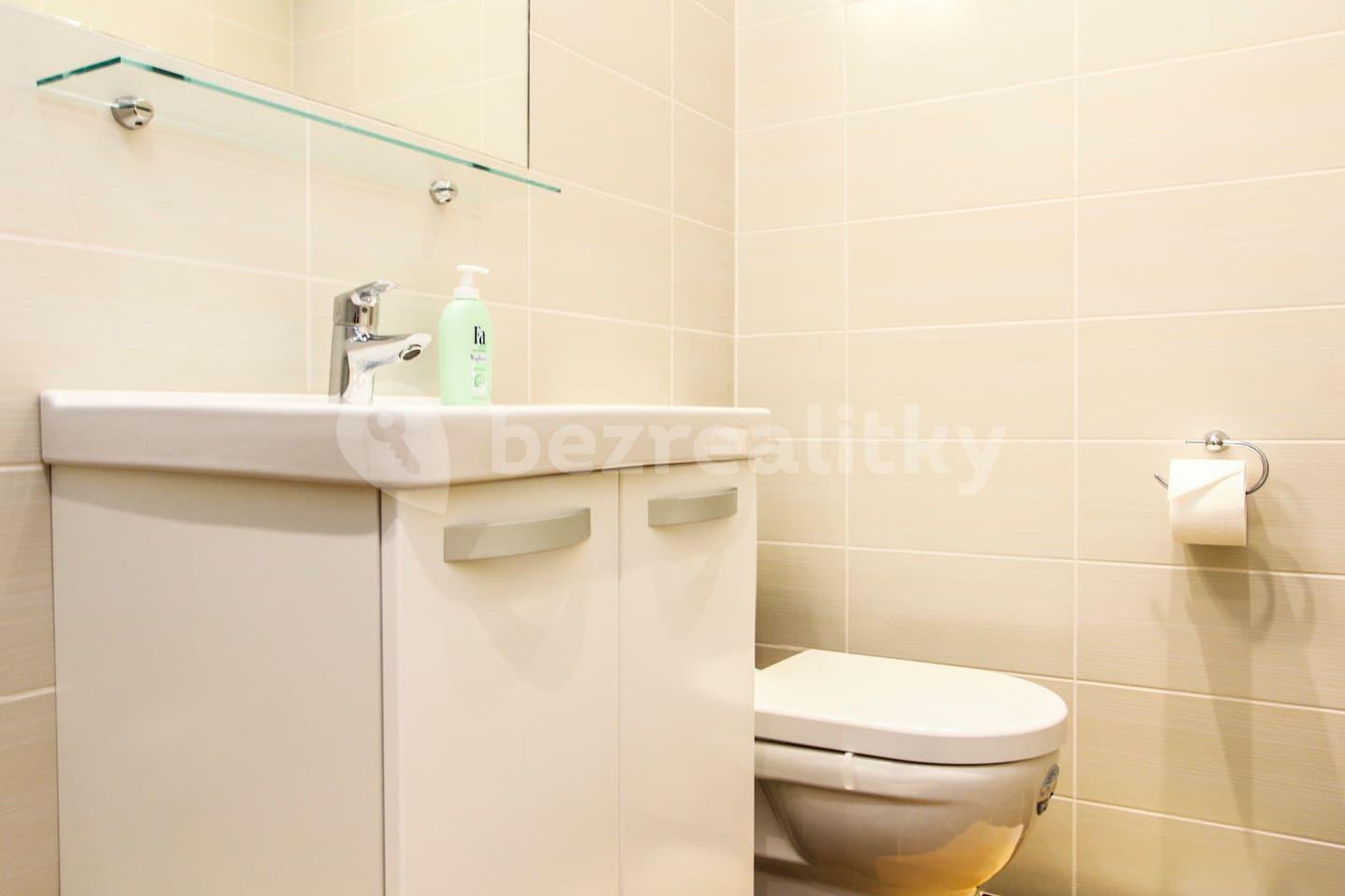 Prenájom bytu 2-izbový 44 m², Havanská, Praha, Praha