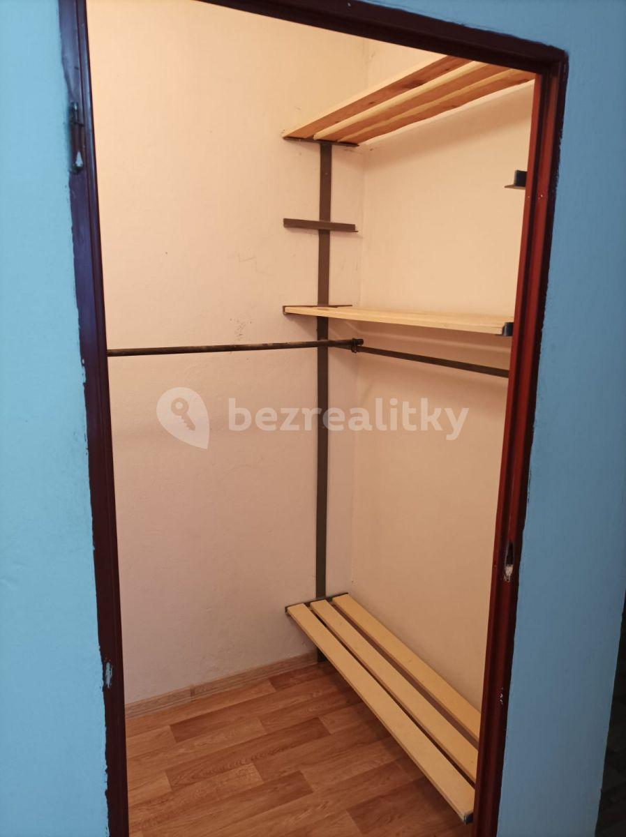 Prenájom bytu 2-izbový 67 m², Plukovníka Mráze, Praha, Praha