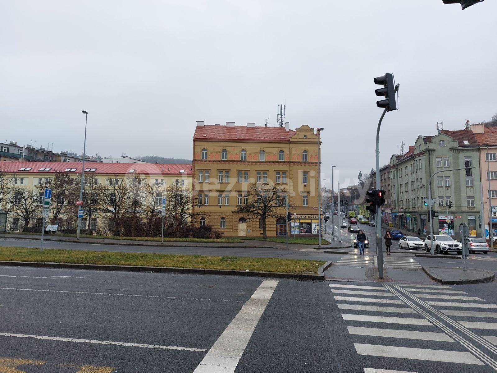 Prenájom bytu 1-izbový 16 m², Křížová, Praha, Praha