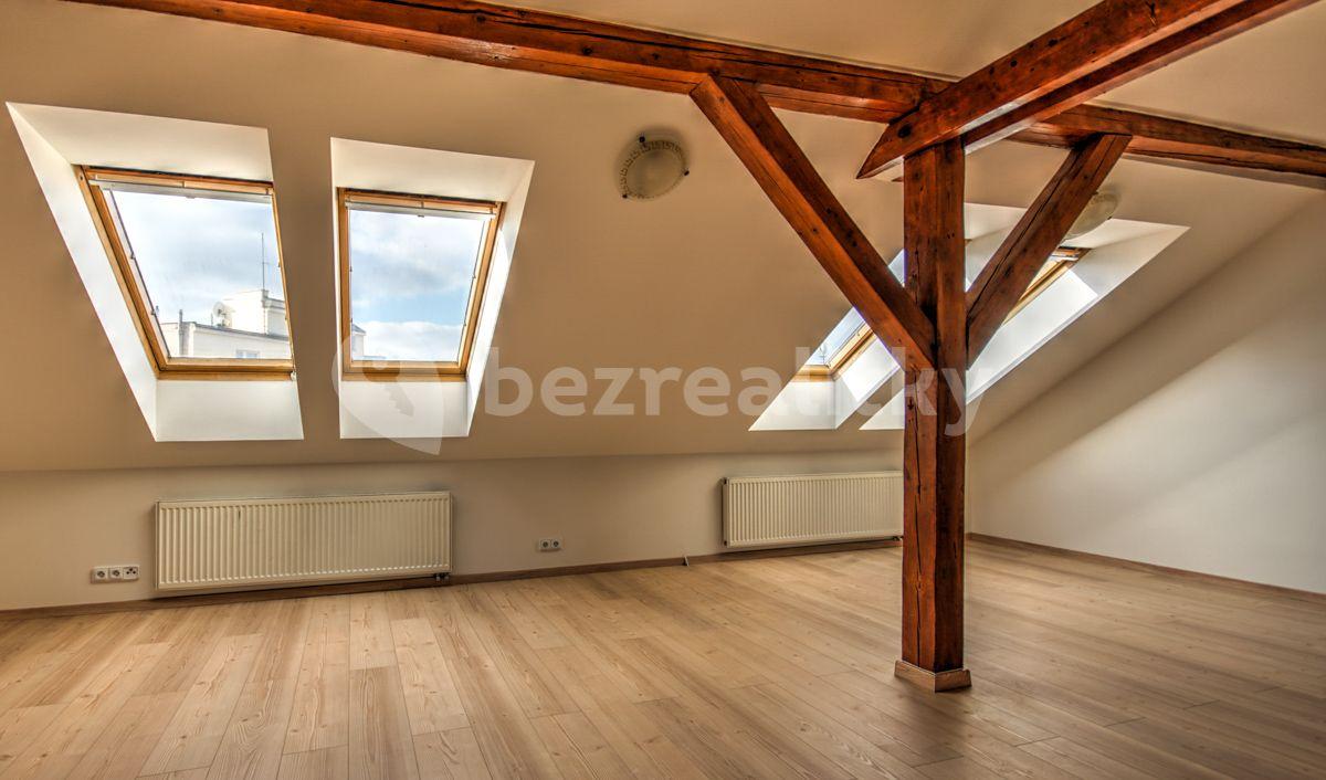 Prenájom bytu 3-izbový 94 m², Mečislavova, Praha, Praha