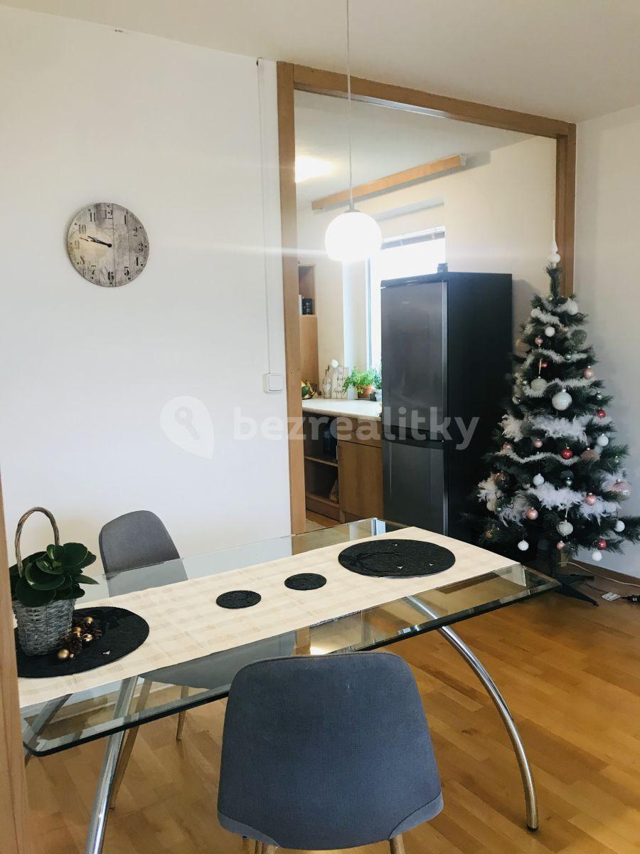 Prenájom bytu 2-izbový 67 m², Makovského, Praha, Praha