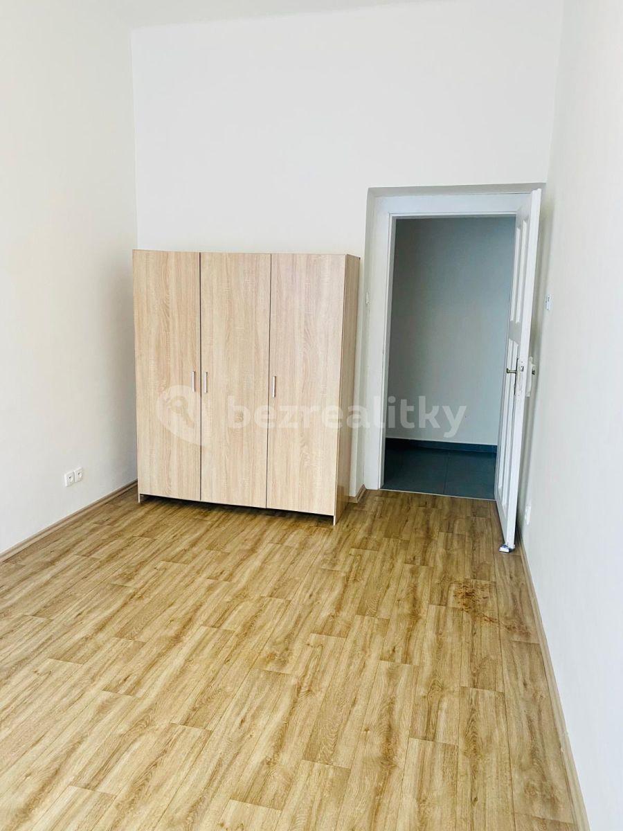 Prenájom bytu 2-izbový 51 m², Husova, Pardubice, Pardubický kraj