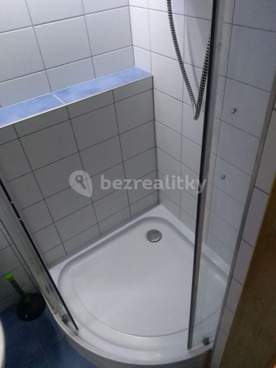 Prenájom bytu 2-izbový 30 m², Domažlická, Praha, Praha