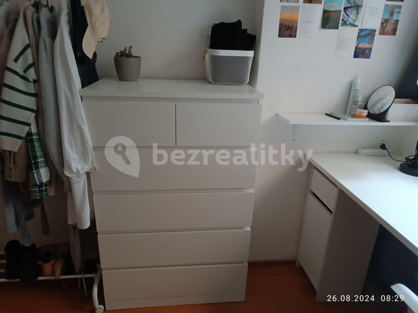 Prenájom bytu 2-izbový 30 m², Domažlická, Praha, Praha