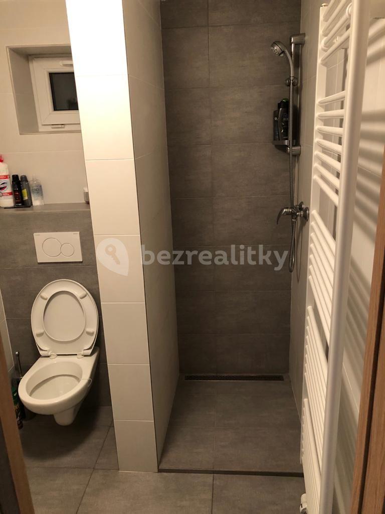 Prenájom bytu 2-izbový 35 m², Široká, Chrudim, Pardubický kraj