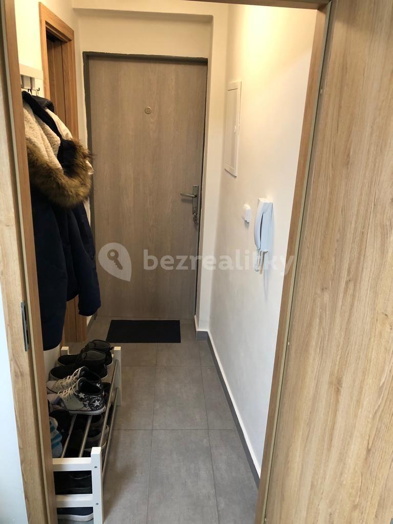 Prenájom bytu 2-izbový 35 m², Široká, Chrudim, Pardubický kraj