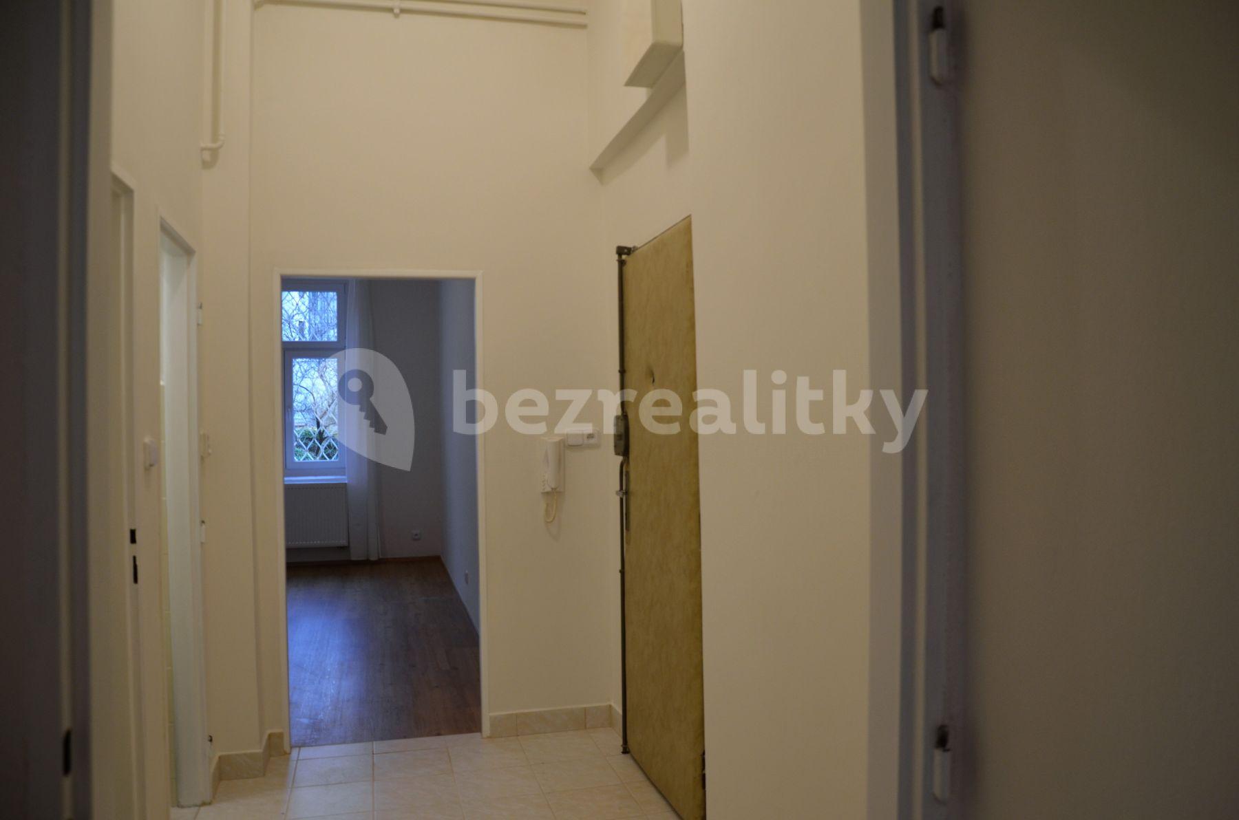 Prenájom bytu 2-izbový 46 m², Šumavská, Praha, Praha