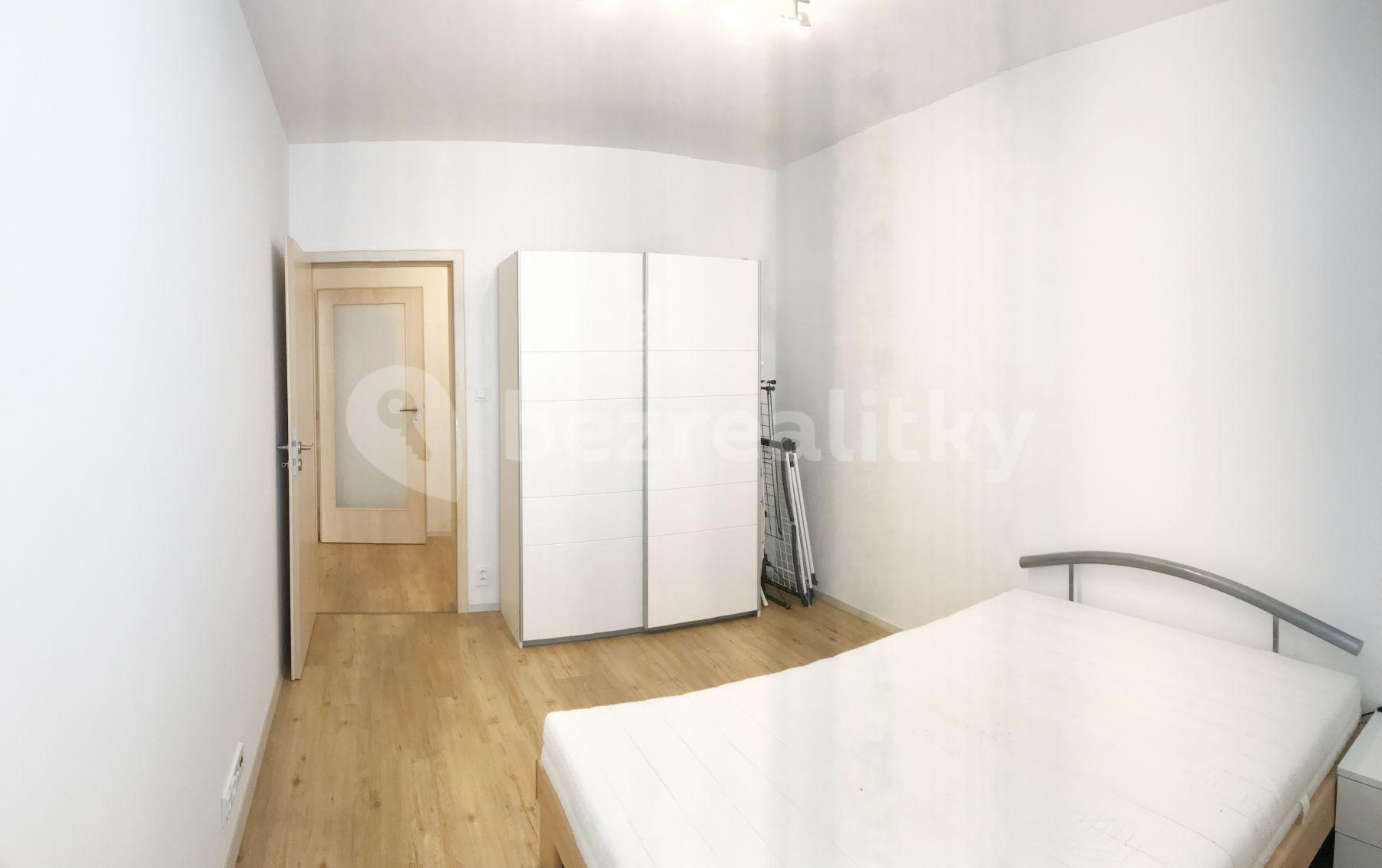 Prenájom bytu 2-izbový 60 m², Sídlištní, Praha, Praha