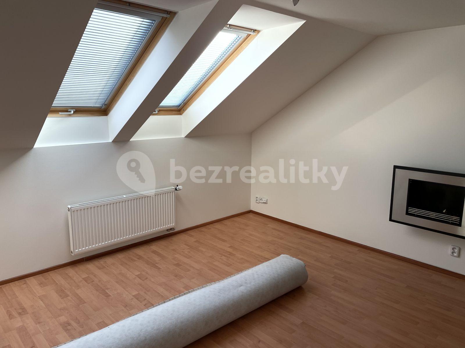 Prenájom bytu 5-izbový 170 m², Žampiónová, Praha, Praha