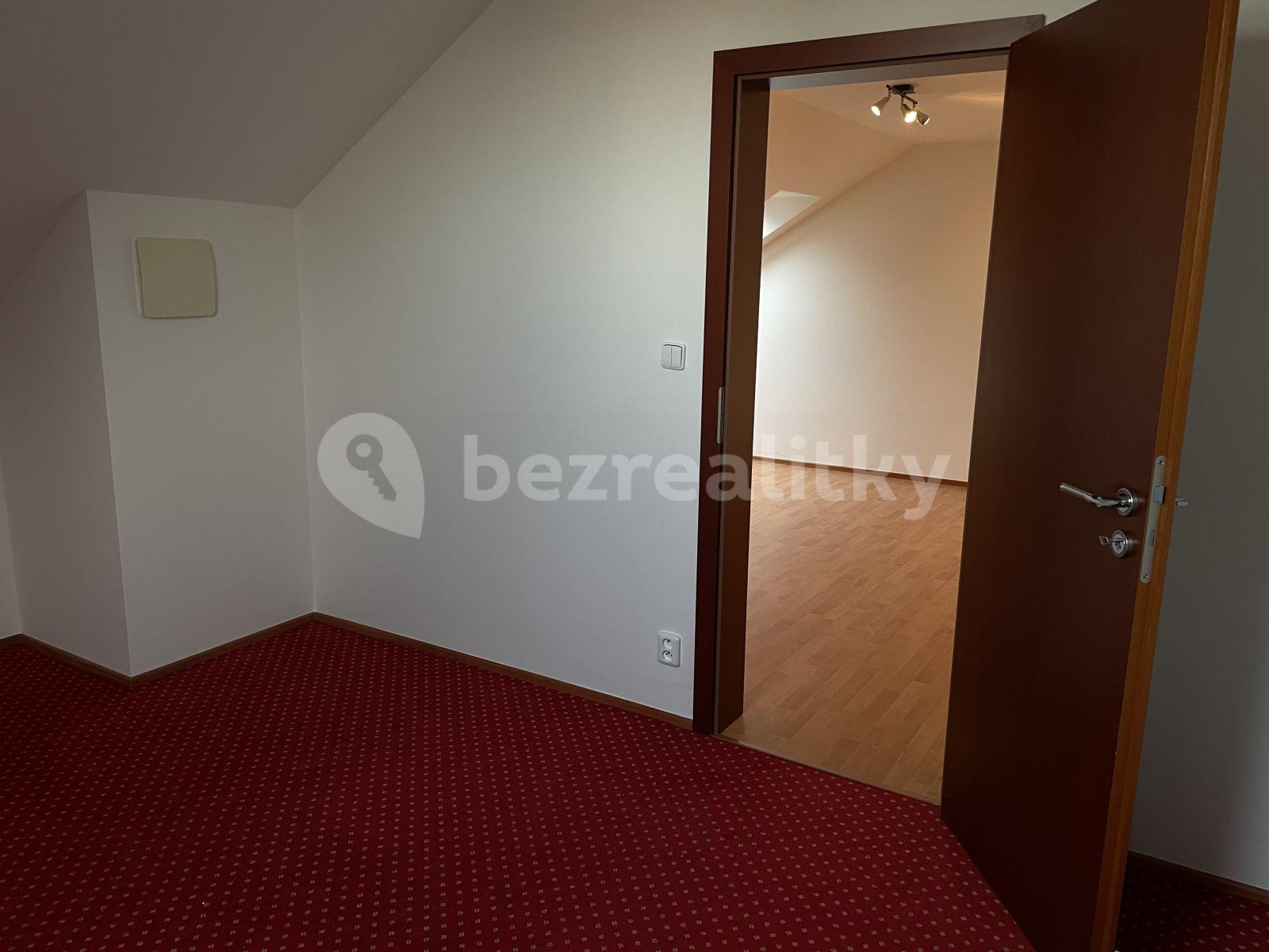 Prenájom bytu 5-izbový 170 m², Žampiónová, Praha, Praha