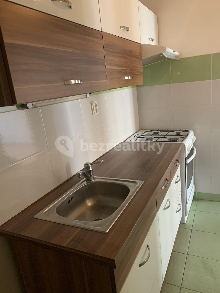 Prenájom bytu 2-izbový 55 m², 28. Pluku, Praha, Praha