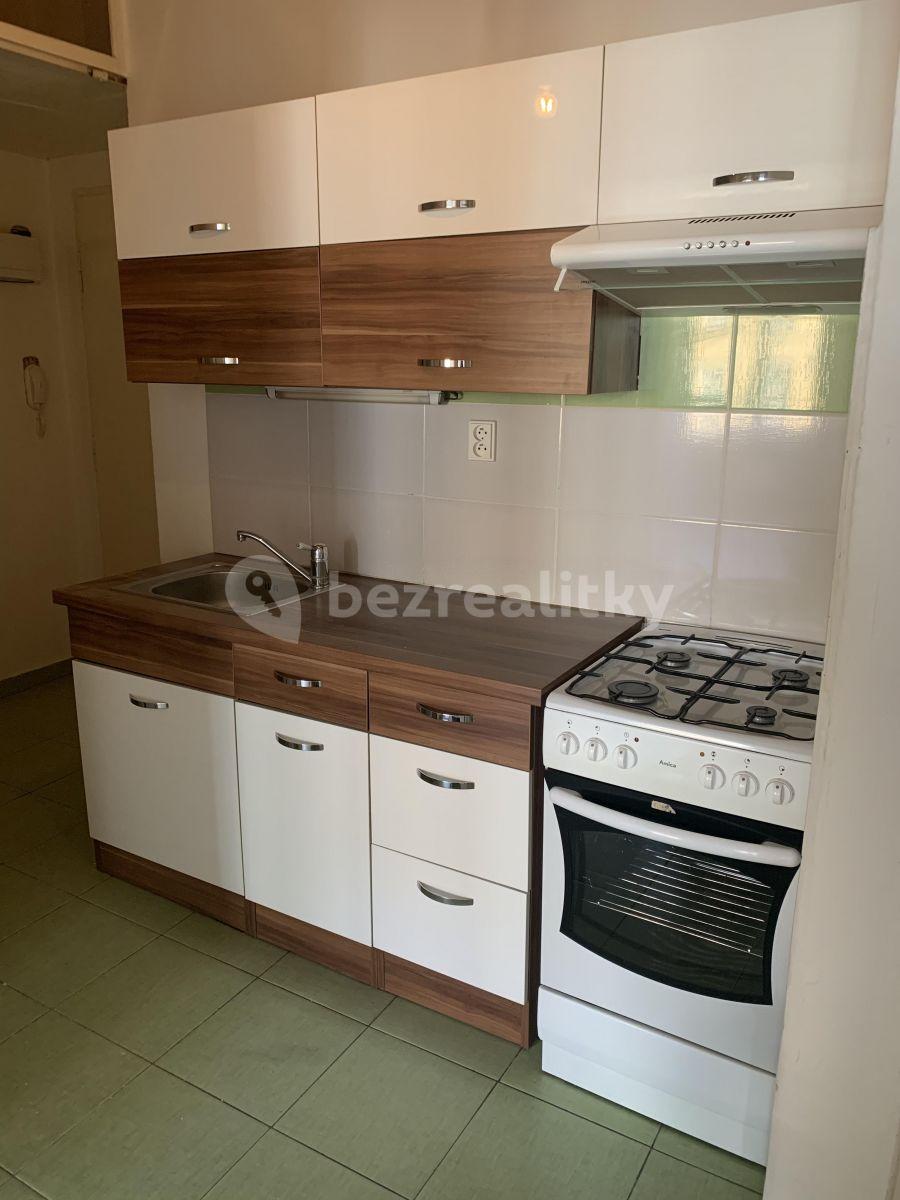 Prenájom bytu 2-izbový 55 m², 28. Pluku, Praha, Praha