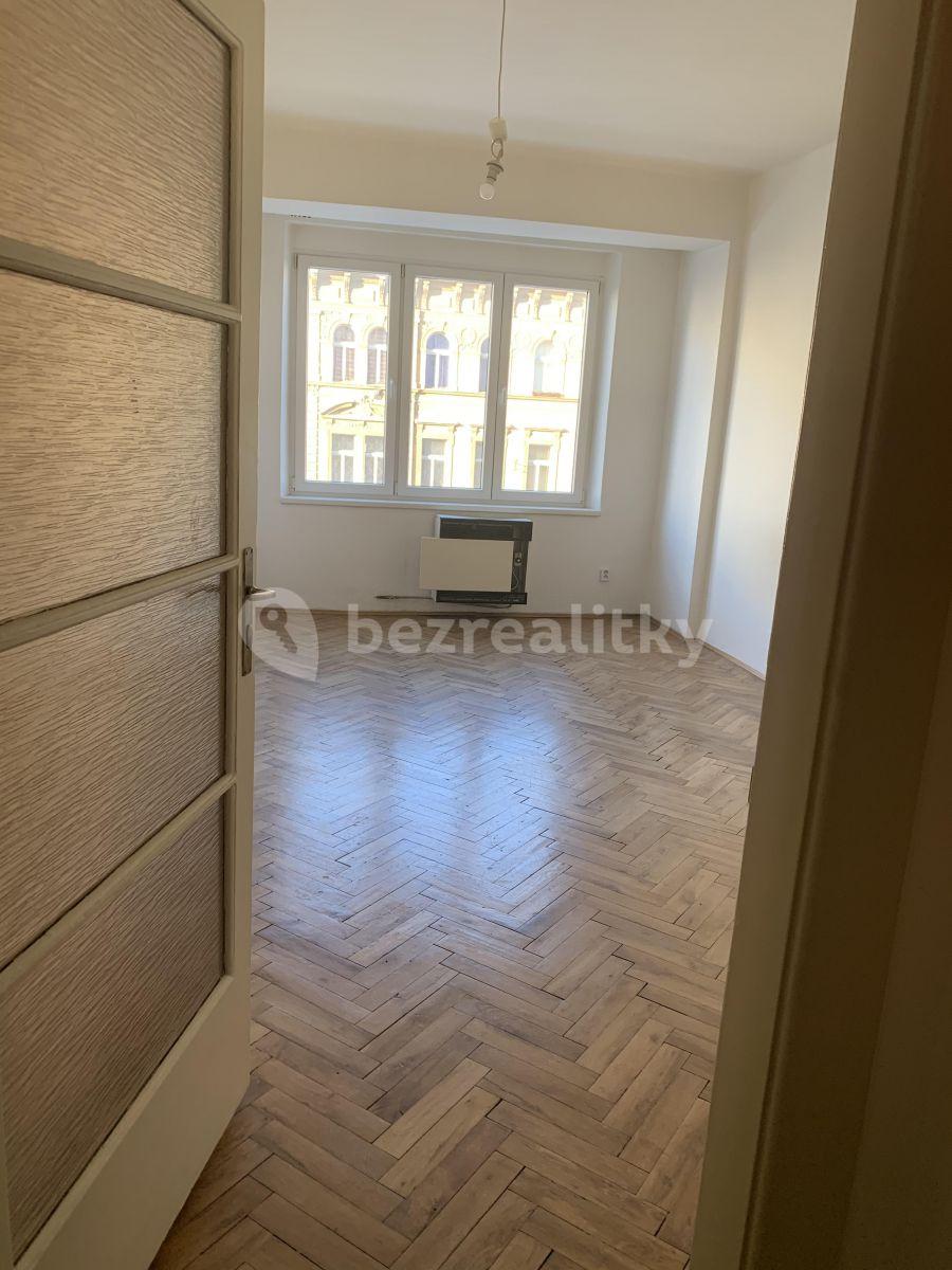 Prenájom bytu 2-izbový 55 m², 28. Pluku, Praha, Praha