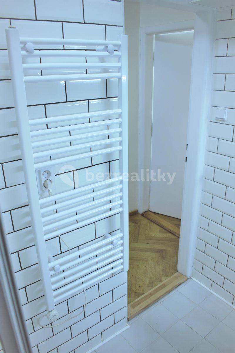 Prenájom bytu 2-izbový 45 m², Ďáblická, Praha, Praha