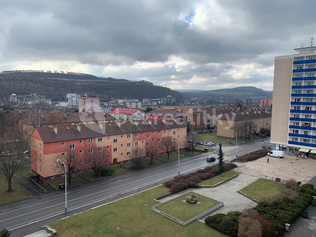 Prenájom bytu 1-izbový 35 m², Třída Míru, Beroun, Středočeský kraj