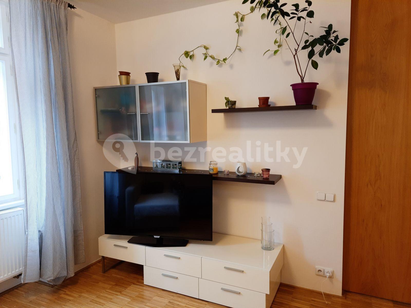 Prenájom bytu 2-izbový 62 m², Korunní, Praha, Praha