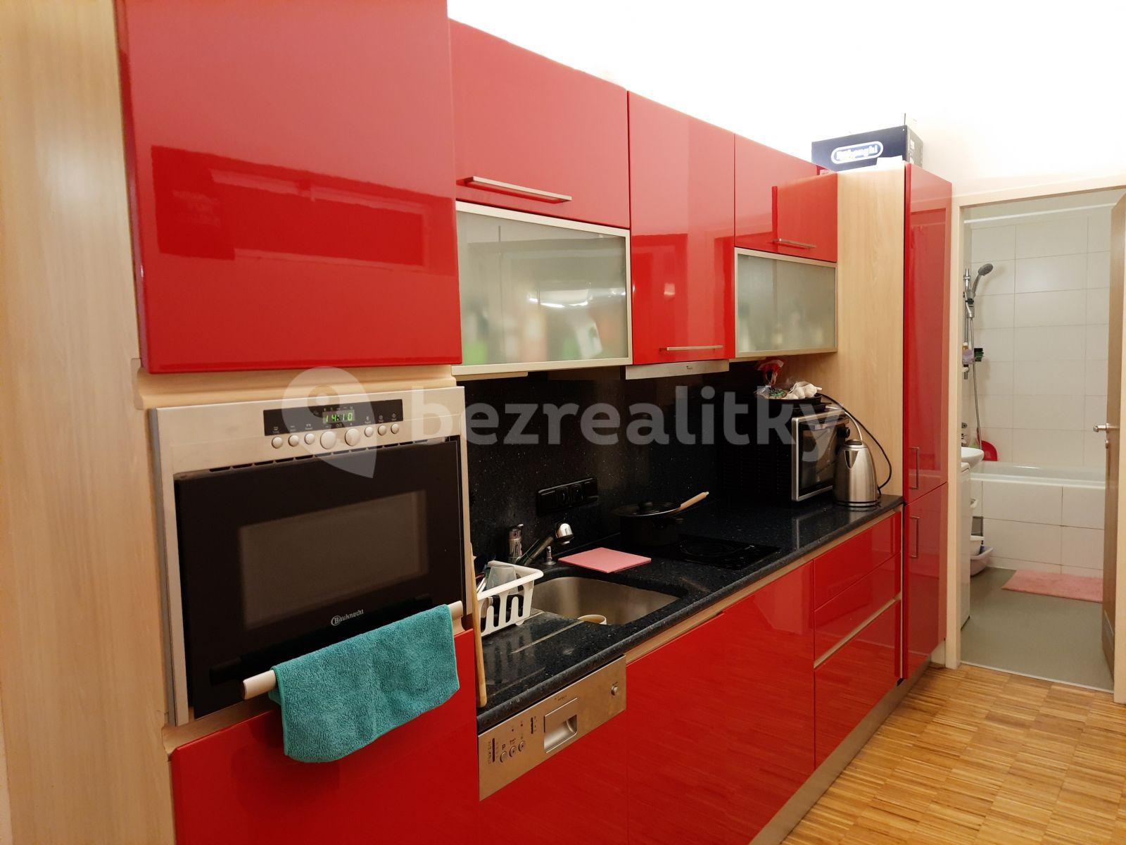 Prenájom bytu 2-izbový 62 m², Korunní, Praha, Praha