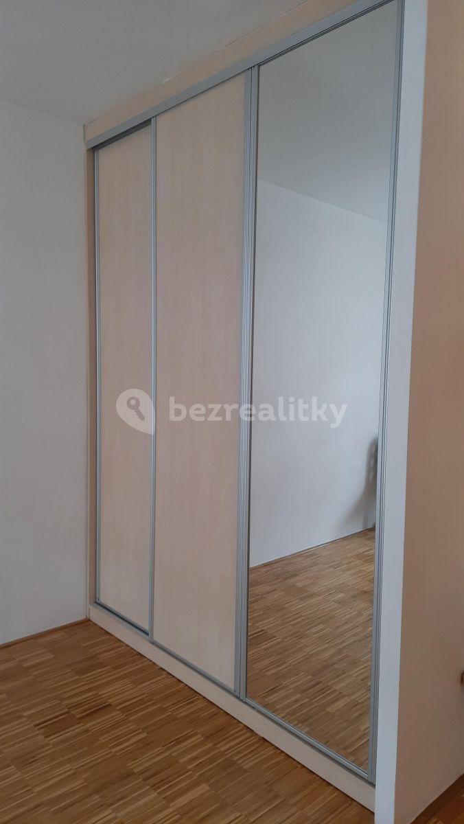 Prenájom bytu 2-izbový 62 m², Korunní, Praha, Praha