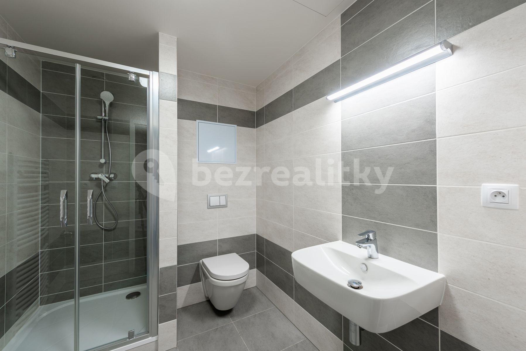 Prenájom bytu 2-izbový 53 m², Tupolevova, Praha, Praha