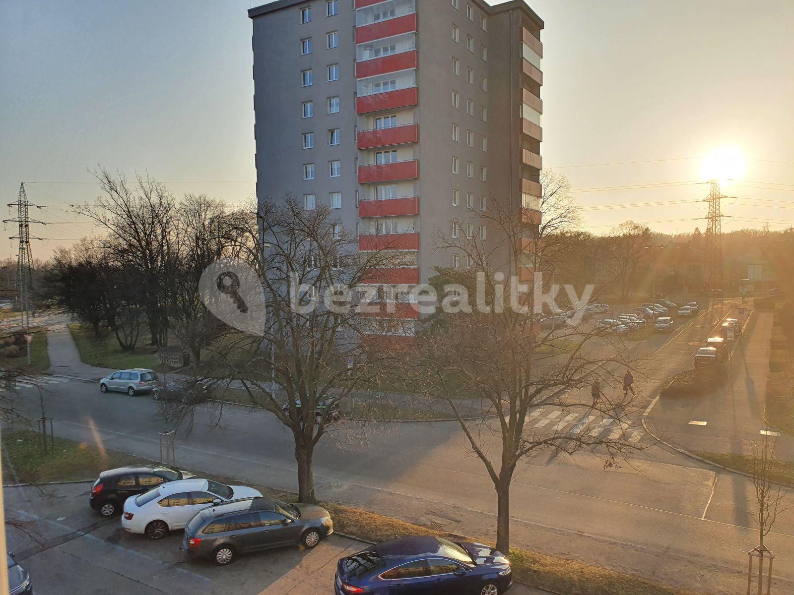 Prenájom bytu 1-izbový 38 m², Brunclíkova, Praha, Praha