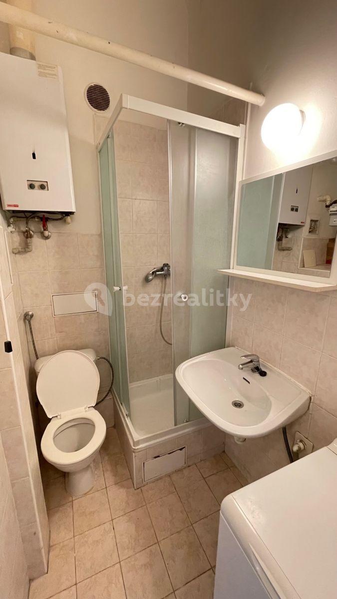 Prenájom bytu Garsoniéra 28 m², Velehradská, Praha, Praha