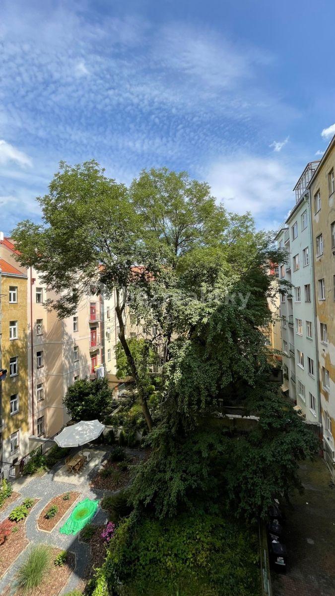 Prenájom bytu Garsoniéra 28 m², Velehradská, Praha, Praha