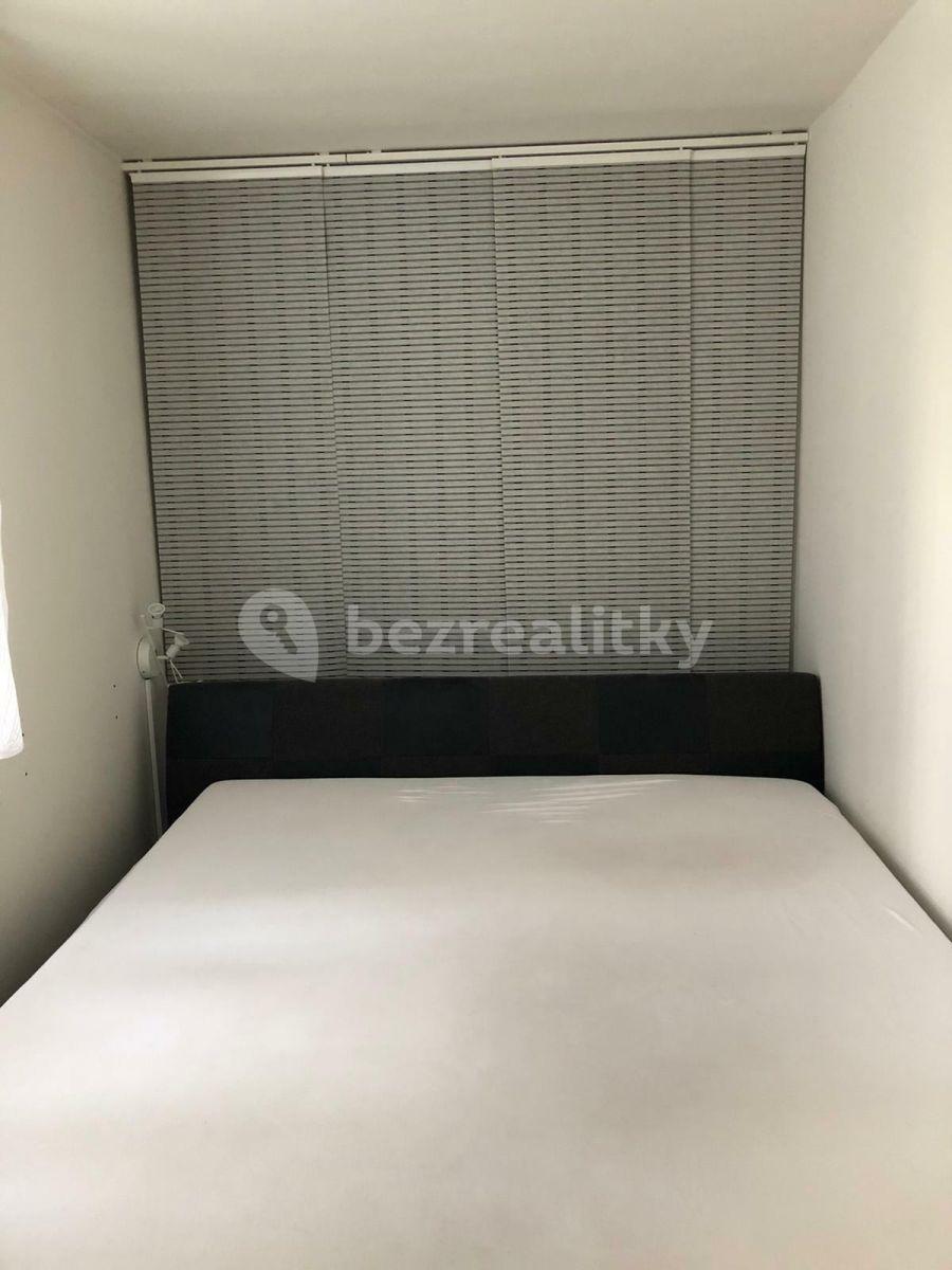 Prenájom bytu 2-izbový 45 m², Kukelská, Praha, Praha